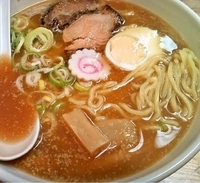 「中華そば(味噌)+手羽先(700円+100円)」@こーしゅんラーメンの写真