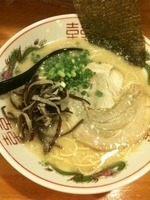 「ラーメン 白」@梅丘酒場 とらまる。の写真