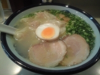 「塩ワンタンメン」@再来軒の写真