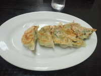 「手作りニラ餃子(350円)」@麺屋 紅葉の写真