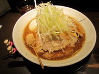 「赤味噌らーめん　全部のせ」@味噌らーめん みつか坊主 大阪空港本店の写真