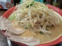 「ジョニーの味噌（野菜モリモリ）780円」@手打ち極太麺 ジョニーの味噌の写真