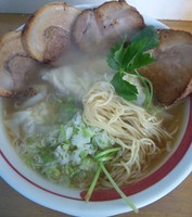 「2色＆2種の ワンタンチャーシュー麺1,200円」@MENYA 食い味の道有楽の写真