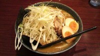「ねぎ醤油ラーメン」@北海道らーめん奥原流 久楽 EQUiA北千住店の写真