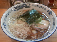 「背脂そば（750円）」@三華の写真