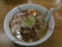 「醤油ちゃーしゅー麺」@らーめん 弥七の写真