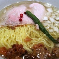 「牛骨らあめん（塩）　700円」@麺屋じもとの写真