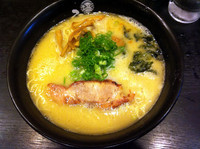 「とろり白湯塩ラーメン」@ひるがおの写真