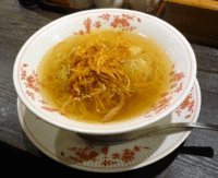 「細切り叉焼とネギ入りつゆそば（800円）」@東京老拉麺 Produced By 赤坂璃宮の写真