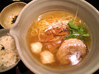 「銀笹白醤油ラーメン(800円)」@麺処 銀笹の写真