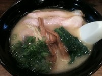 「鶏白湯（玉子入り）（850円）」@支那そば きび 桃太郎外伝の写真