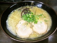 「らーめん」@博多とんこつラーメン わ蔵 神田店の写真