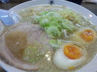 「味玉らーめん」@こってりらーめん 誉の写真