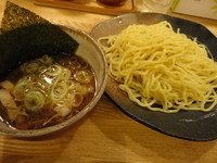 「つけ麺　中盛り（７２０円）」@つけ麺屋 やすべえ 秋葉原店の写真