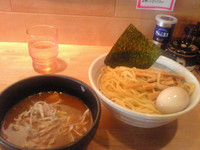 「濃厚つけめん + 味玉」@麺や 司 上尾店の写真