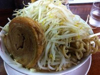 「みそラーメン（ニンニク，野菜マシ）780円」@ラーメン 龍郎の写真
