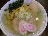 「塩ラーメン６００円＋チャーシュー２５０円」@手打ちラーメン 恒の写真