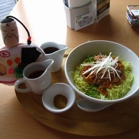 「勝浦冷やしタンタンメン７５０円＋アイスクリーム（ごま）」@Dining BAR RAGTIMEの写真