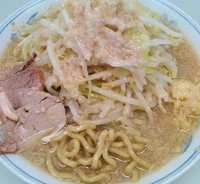 「塩ラーメン650円野菜多め、にんにく、脂多め」@ラーメン大 我孫子店の写真