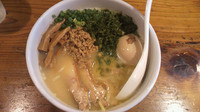 「白鶏ラーメン スペシャル（全部のせ）」@鶏の穴の写真