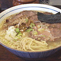 「塩チャーシューらーめん（大盛）」@麺からいもんの写真