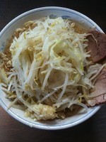 「らーめん（小）＋野菜＋ニンニク」@らーめん大 蒲田店の写真