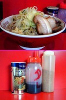 「ラーメン ￥680 (麺小150g、ニンニク普通、野菜増し)」@赤ひげラーメンの写真