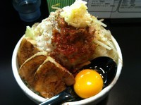 「ジローラモ　ちょいワルまぜそば＋卵黄」@らーめん まぜそば てっぺん 春日井店の写真