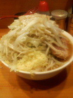 「小ラーメン（野菜ニンニク脂）」@ラーメン二郎 八王子野猿街道店2の写真