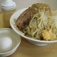 汁なしラーメン　ニンニクヤサイ増し　￥750