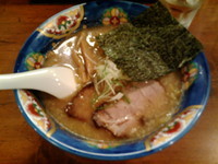 「醤油ら～めん。」@らーめん てつや 東京高円寺店の写真