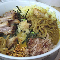 「チャーシュー油そば＋チーズ＋キーマカレー」@油そば専門店 noodle SPUNKYの写真