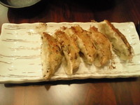 「焼き餃子(100円)」@トマトラーメン炎麺の写真