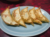 「餃子(420円)」@手打らーめん 長来の写真