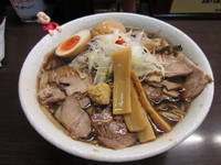 「肉そば（醤油）＋味玉」@肉そば総本山 神保町 けいすけの写真