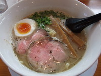 「こくまろ塩ラーメン」@俺のラーメンあっぱれ屋の写真
