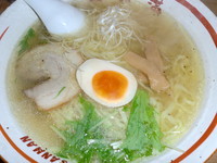 「塩ラーメン　６８０円」@頭山満 大間々店の写真