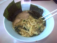 「ラーメン中盛り 750円」@真鍋家の写真