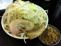 「並ラーメン（630円）＋カレーフレーク（100円）」@ラーメン浜田家の写真