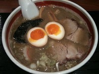 「にぼしらーめん＋味玉（￥700＋￥100）」@つけめん赤とんぼの写真