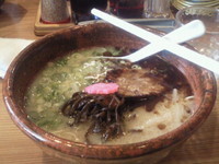 「黒桜（かため） 787円+替玉（ばりかた） 105円」@麺道 花の杜の写真