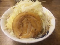 「雷そば （大） ニンニク ￥700」@雷 北松戸本店の写真