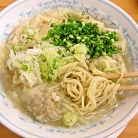 「【限定】２色のワンタン麺（塩）　1000円」@MENYA 食い味の道有楽の写真
