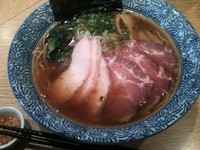 「チャーシュー芳醇香味そば・醤油（900円）」@麺屋 一燈の写真