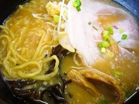 「醤油ねぎらーめん（750円）」@たかはららーめん 小金原店の写真