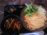 「和風冷やしつけ麺（柚子香油）850円」@三ツ矢堂製麺 中目黒本店の写真