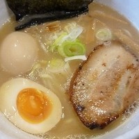 「鶏そば（味玉トッピング）」@どろそば屋 ひろしの写真