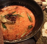 「四川担々麺（880円）」@中華麺ダイニング 鶴亀飯店の写真