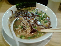 「ラーメン」@博多長浜らーめん ぼたん 笹塚店の写真