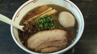「醤油煮干らぁ麺 味玉」@麺や Bar 渦の写真
